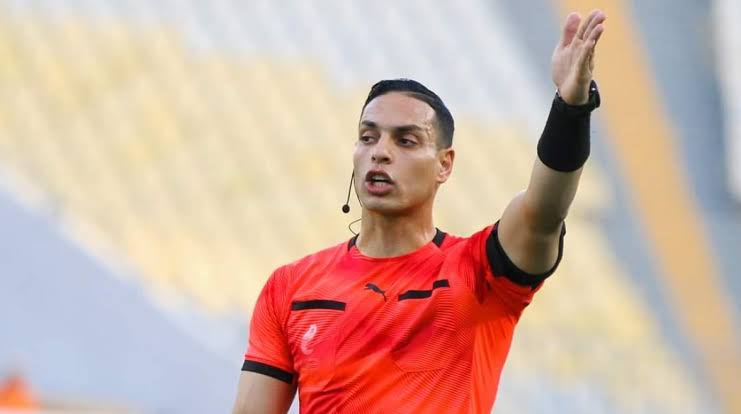 القلاوي حكما للجونة والمقاولون ومجدي للكهرباء والطلائع 